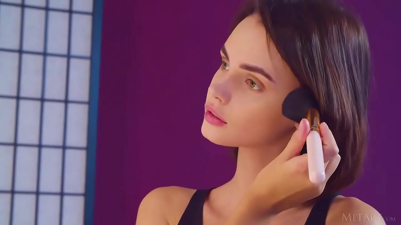 The hottest dream teen you’ll see today
